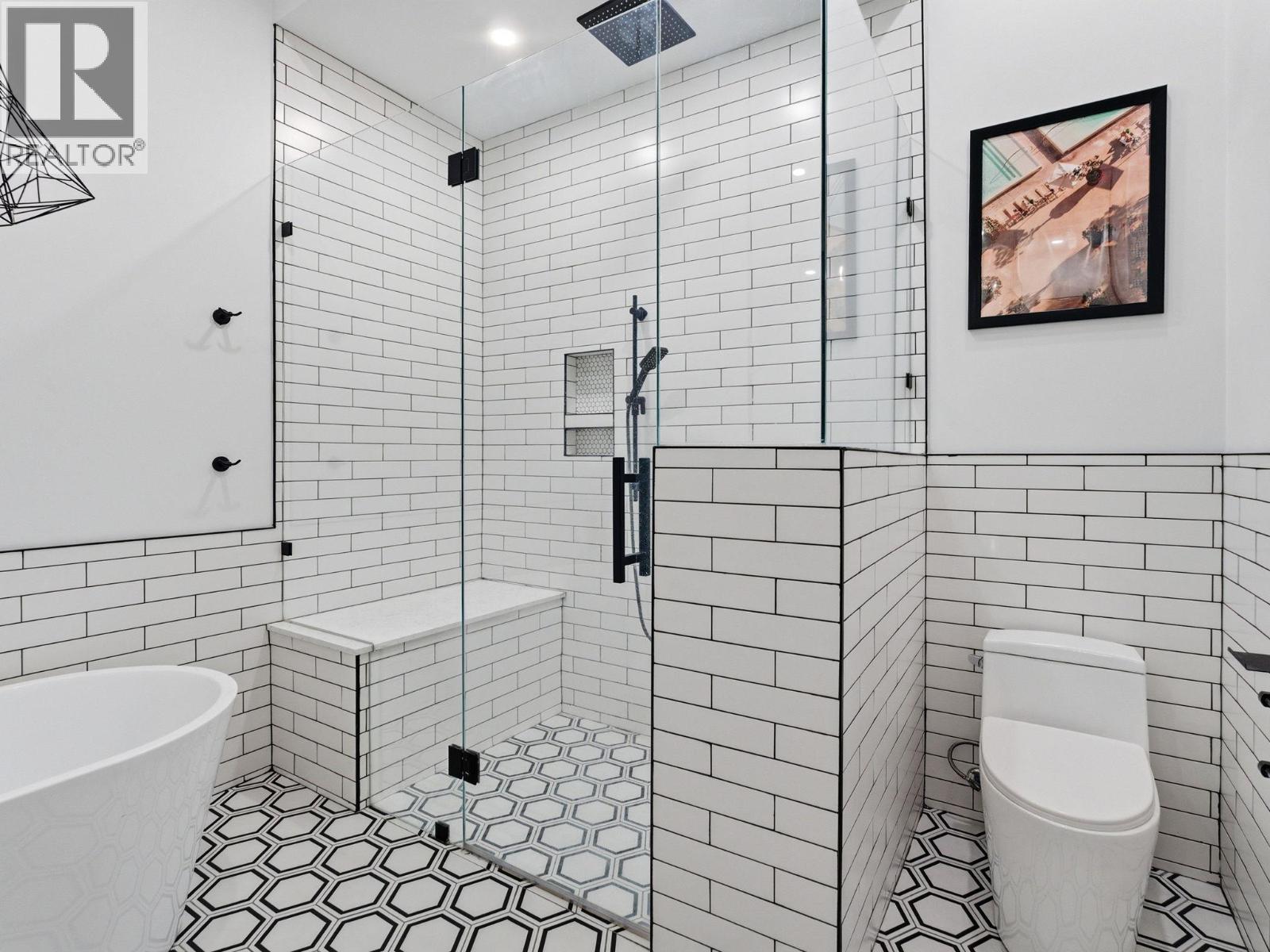 5300 Hedeman Court, Kelowna, British Columbia  V1W 5A3 - Photo 24 - 10388327