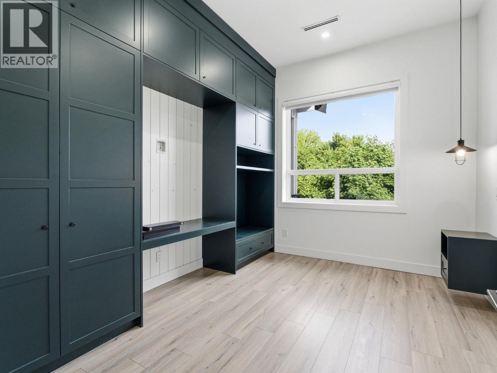 5300 Hedeman Court, Kelowna, British Columbia  V1W 5A3 - Photo 25 - 10388327