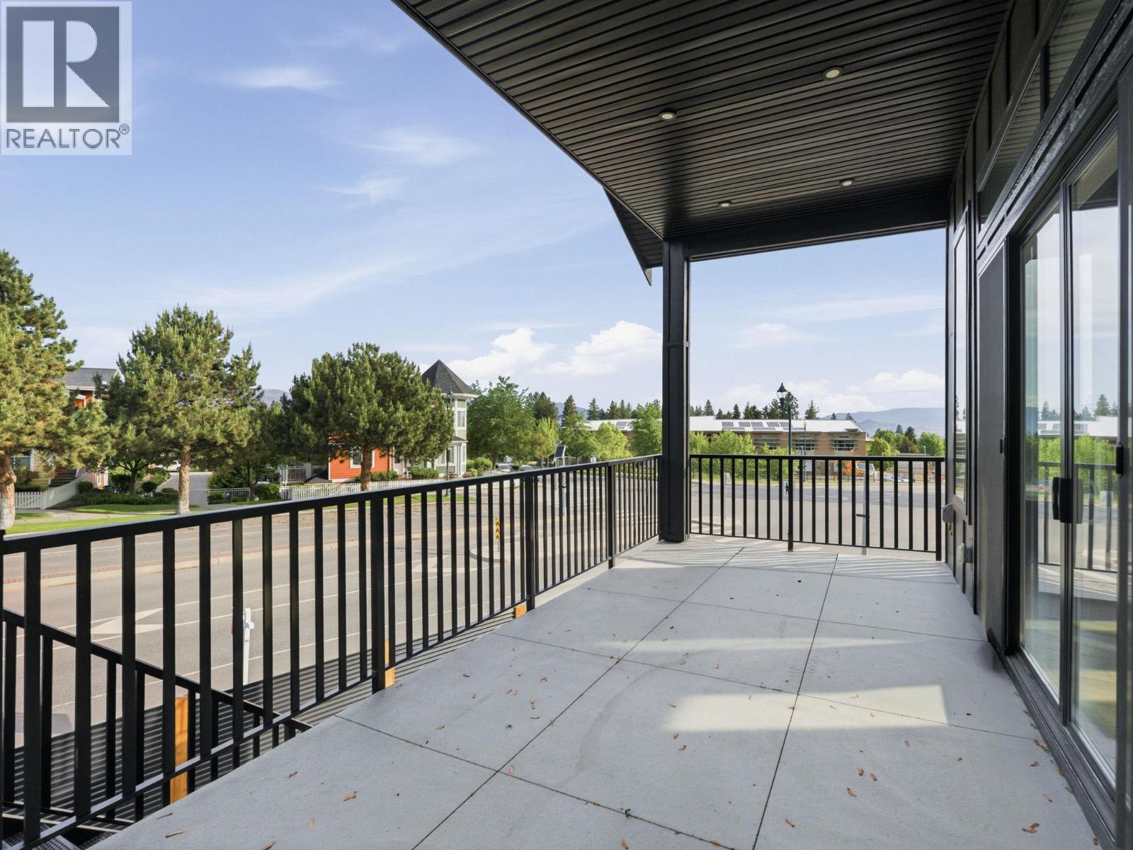 5300 Hedeman Court, Kelowna, British Columbia  V1W 5A3 - Photo 31 - 10388327