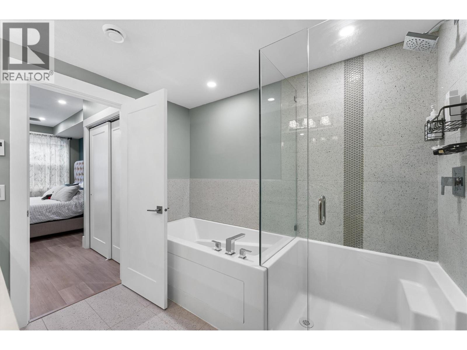 4000 Redstone Crescent Unit# 220, Peachland, British Columbia  V0H 1X5 - Photo 27 - 10388110