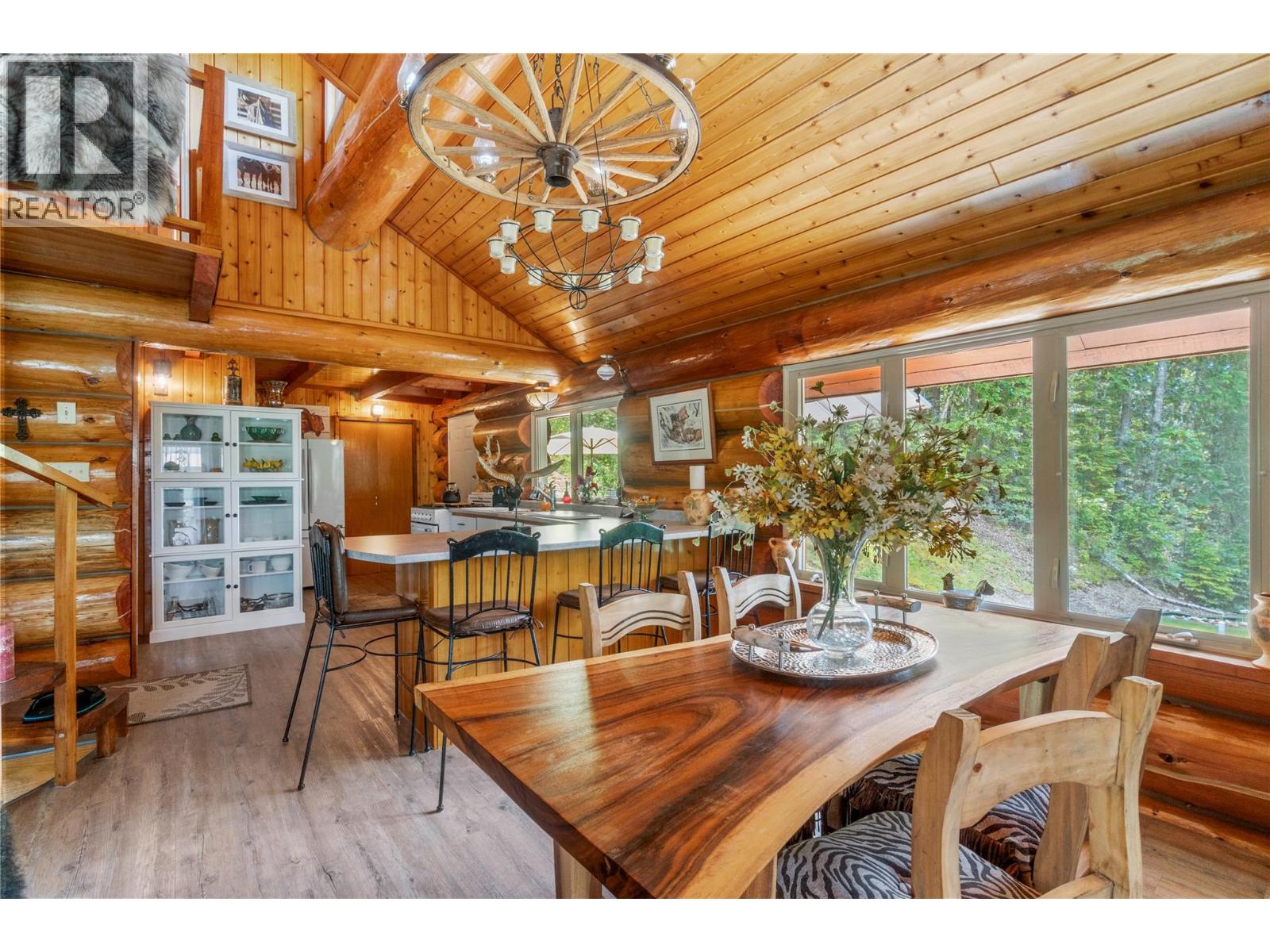 1372 Seymour River Road, Seymour Arm, British Columbia  V0E 2V2 - Photo 14 - 10388340