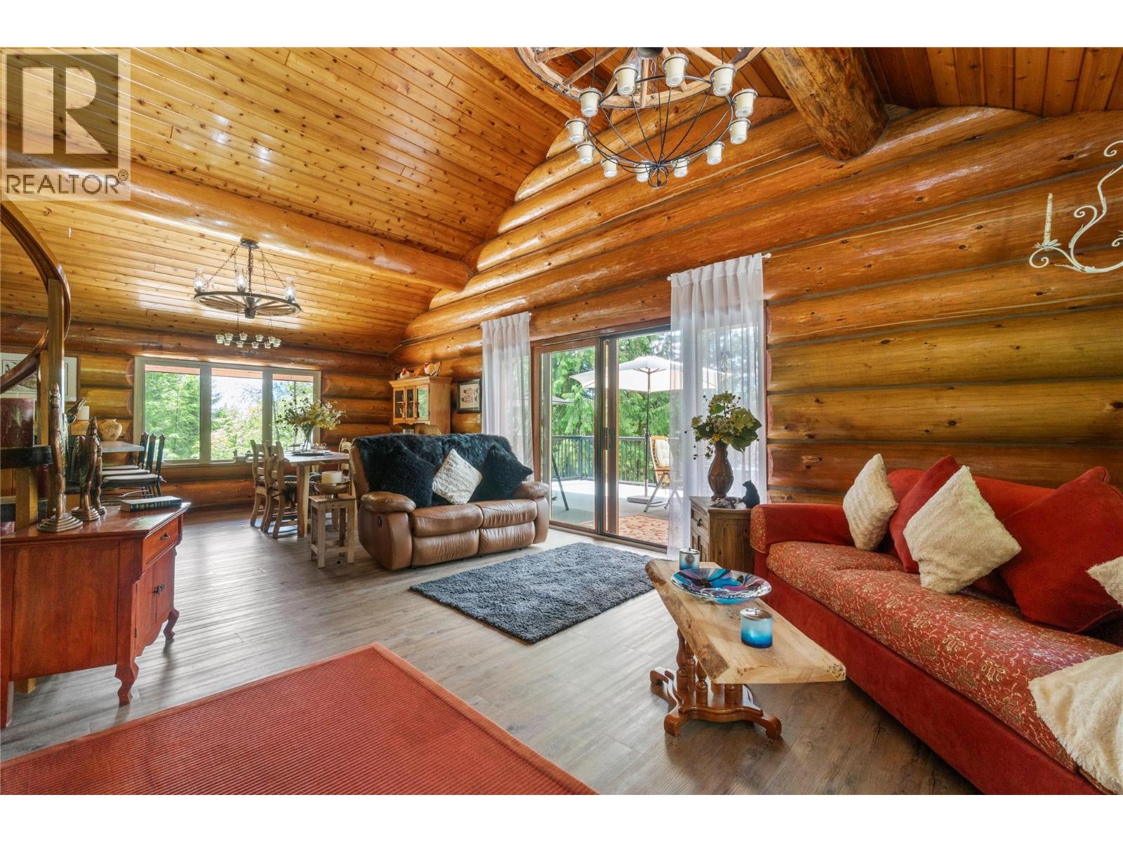 1372 Seymour River Road, Seymour Arm, British Columbia  V0E 2V2 - Photo 18 - 10388340