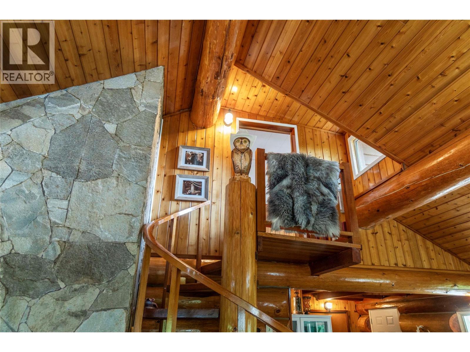 1372 Seymour River Road, Seymour Arm, British Columbia  V0E 2V2 - Photo 20 - 10388340