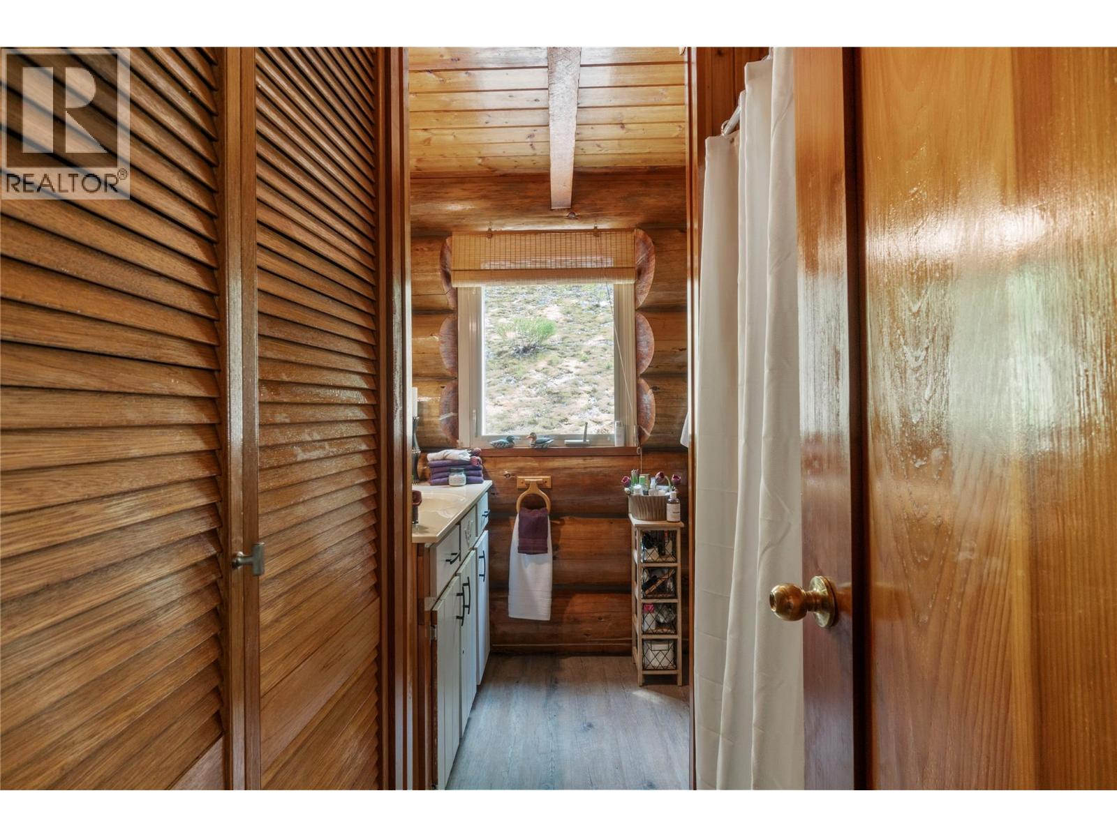1372 Seymour River Road, Seymour Arm, British Columbia  V0E 2V2 - Photo 26 - 10388340