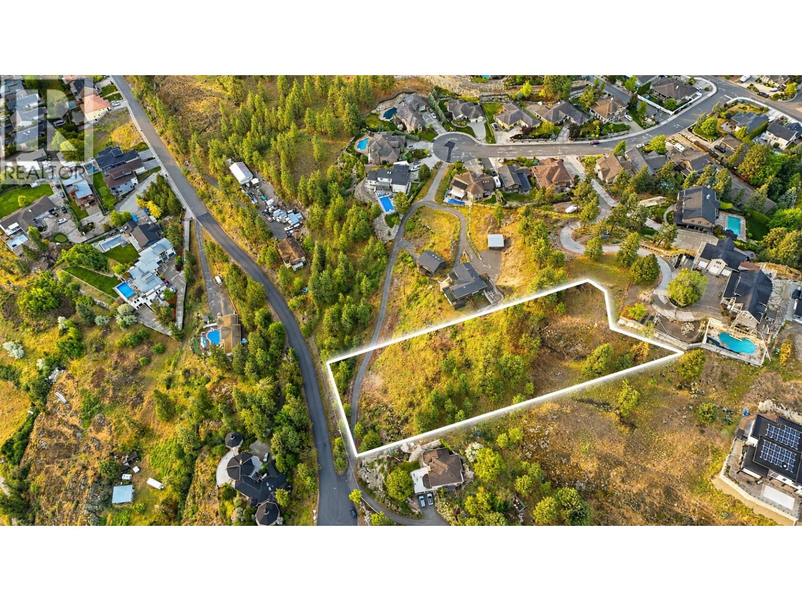3150 Juniper Drive, Penticton, British Columbia  V2A 7T1 - Photo 2 - 10388206