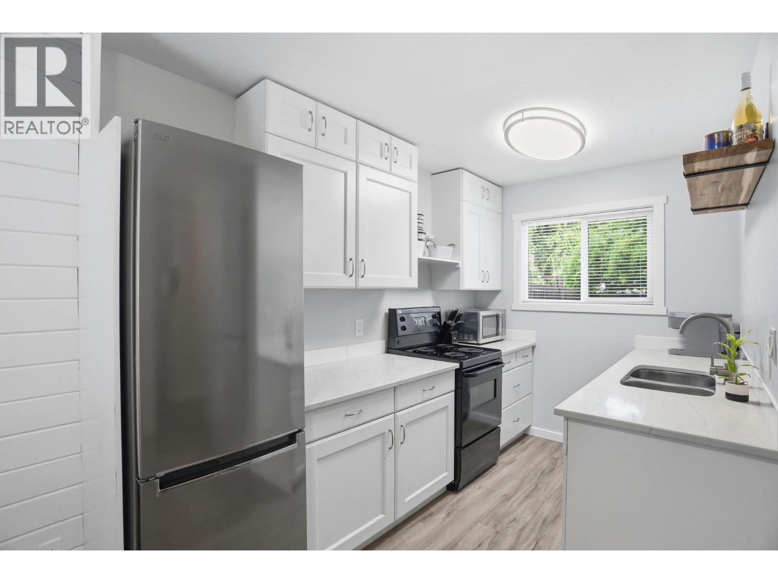3135 Walnut Road Unit# 4, Kelowna, British Columbia  V1W 3T6 - Photo 10 - 10387760