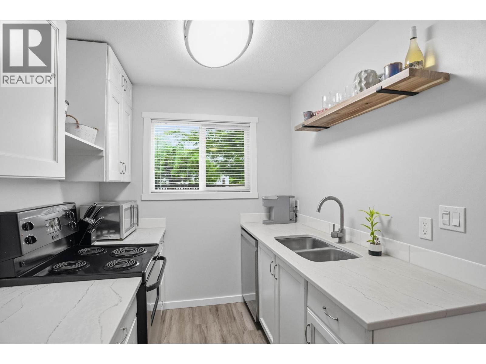 3135 Walnut Road Unit# 4, Kelowna, British Columbia  V1W 3T6 - Photo 11 - 10387760