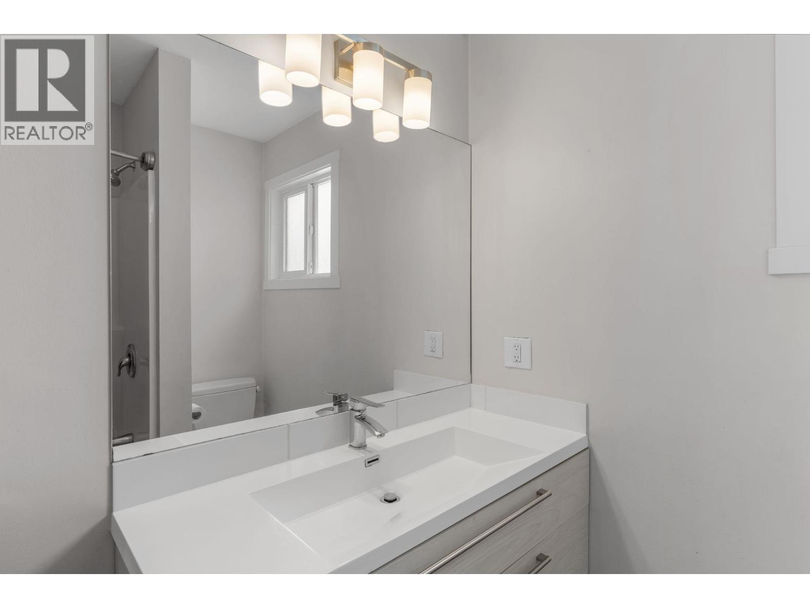 3135 Walnut Road Unit# 4, Kelowna, British Columbia  V1W 3T6 - Photo 21 - 10387760