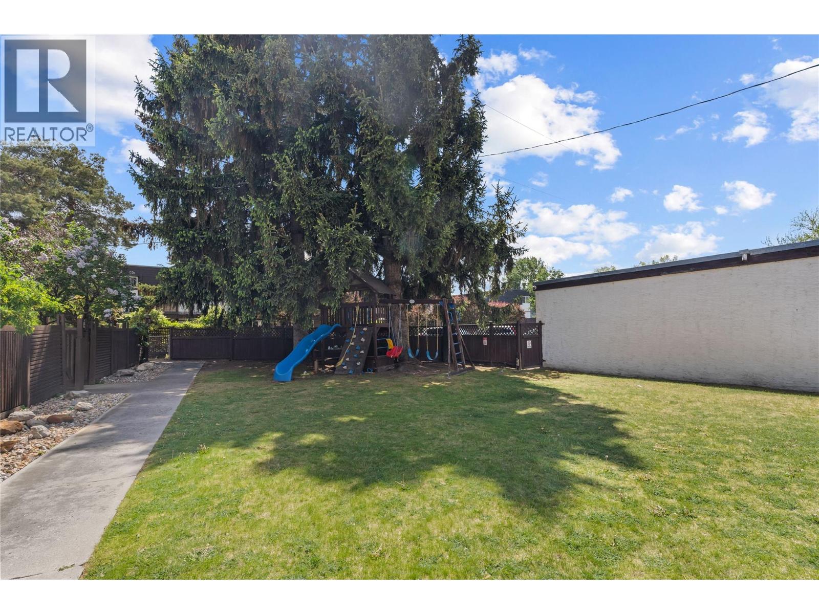 3135 Walnut Road Unit# 4, Kelowna, British Columbia  V1W 3T6 - Photo 28 - 10387760