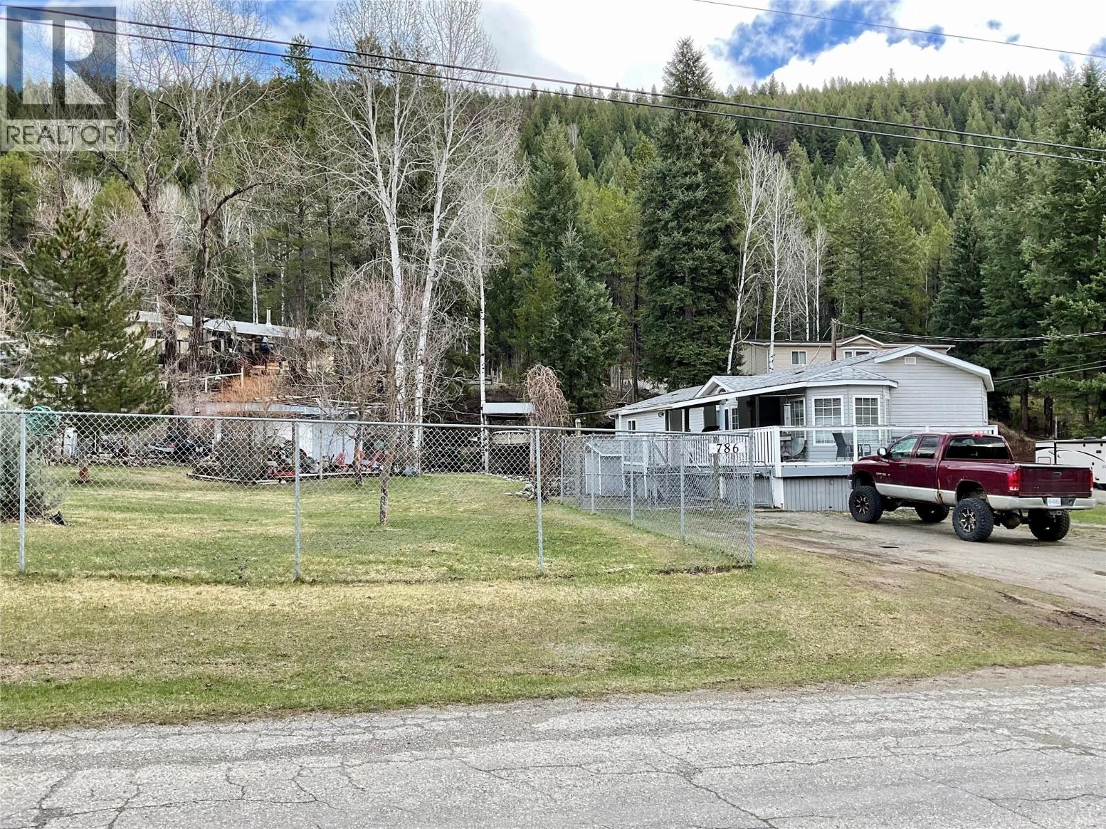 786 Strathmore Avenue, Greenwood, British Columbia  V0H 1J0 - Photo 4 - 10388350