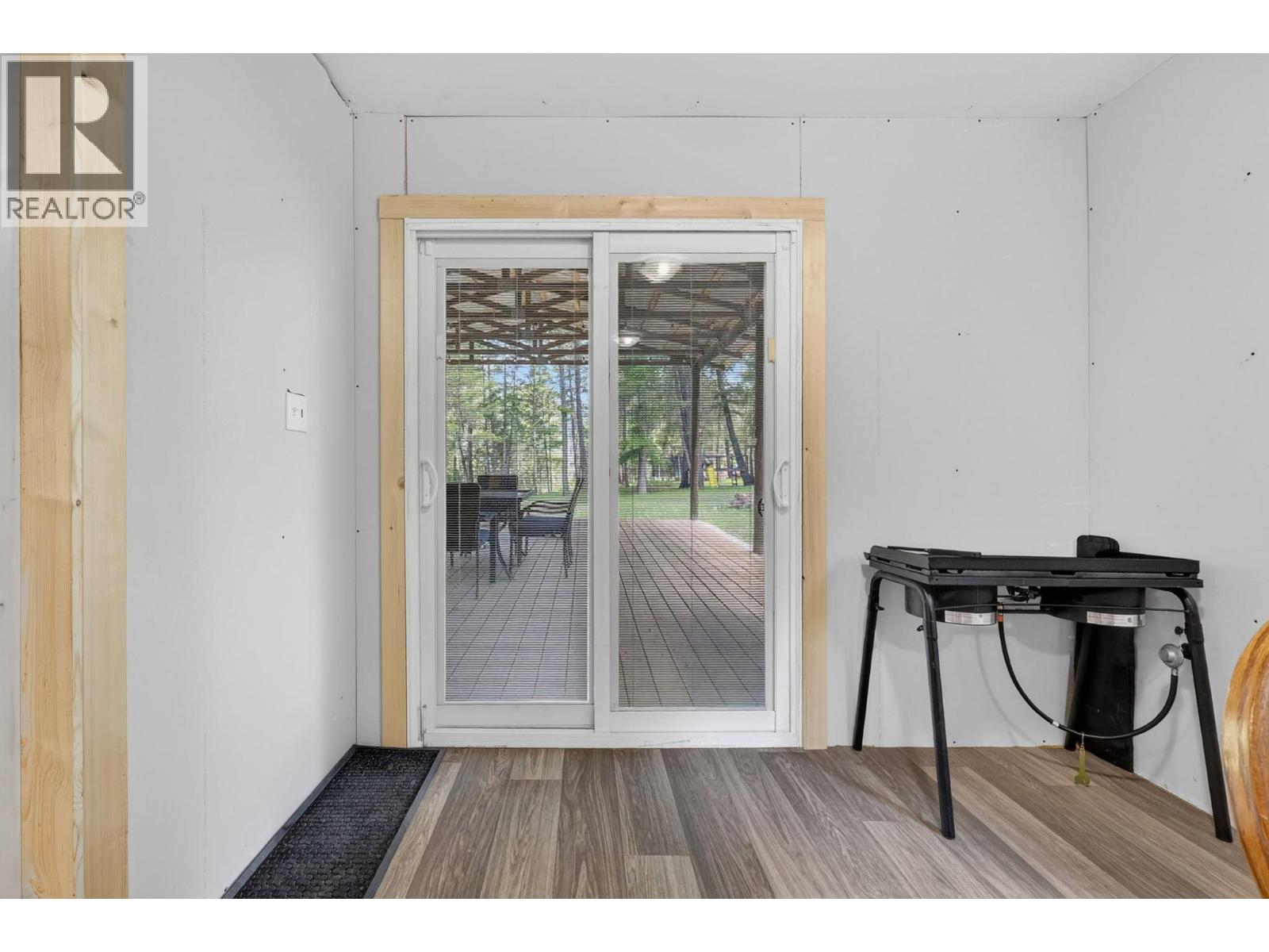 3295 Fiva Creek Road S, Westbridge, British Columbia  V0H 2B0 - Photo 14 - 10388307