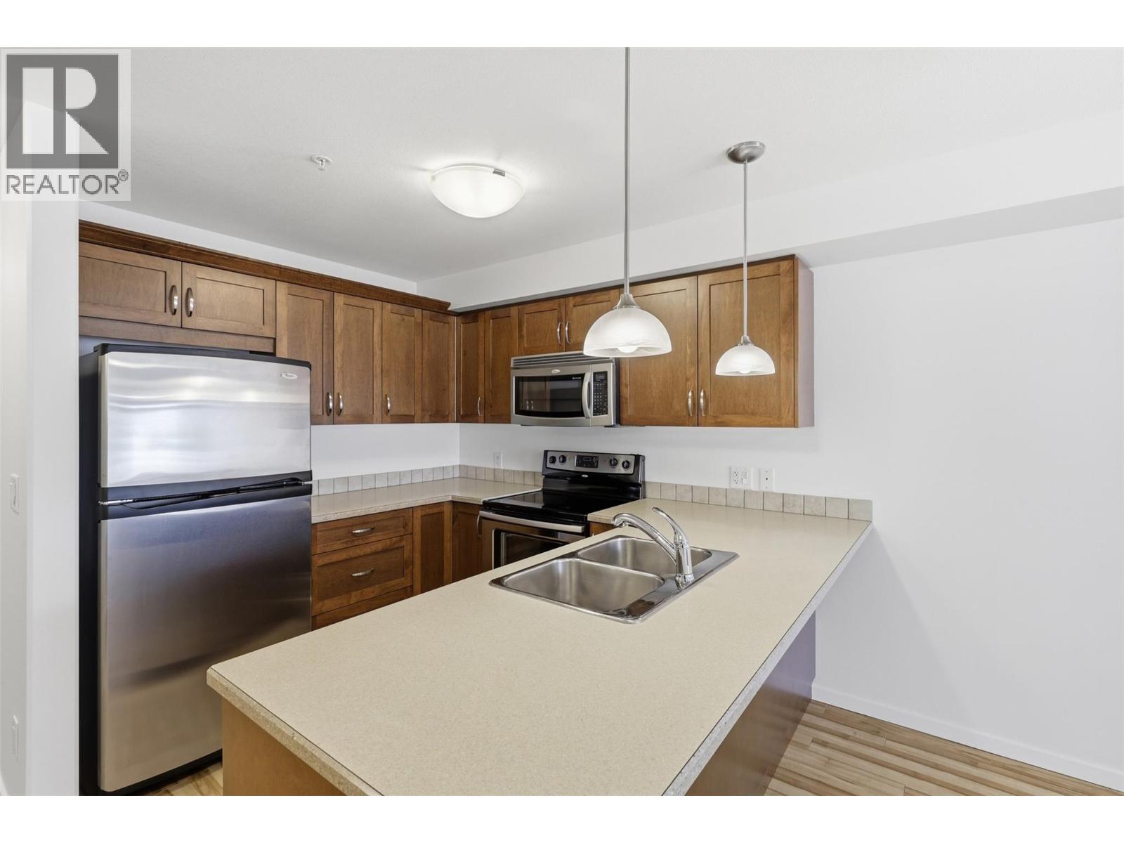 689 Tranquille Road Unit# 513, Kamloops, British Columbia  V2B 0C7 - Photo 4 - 10388116
