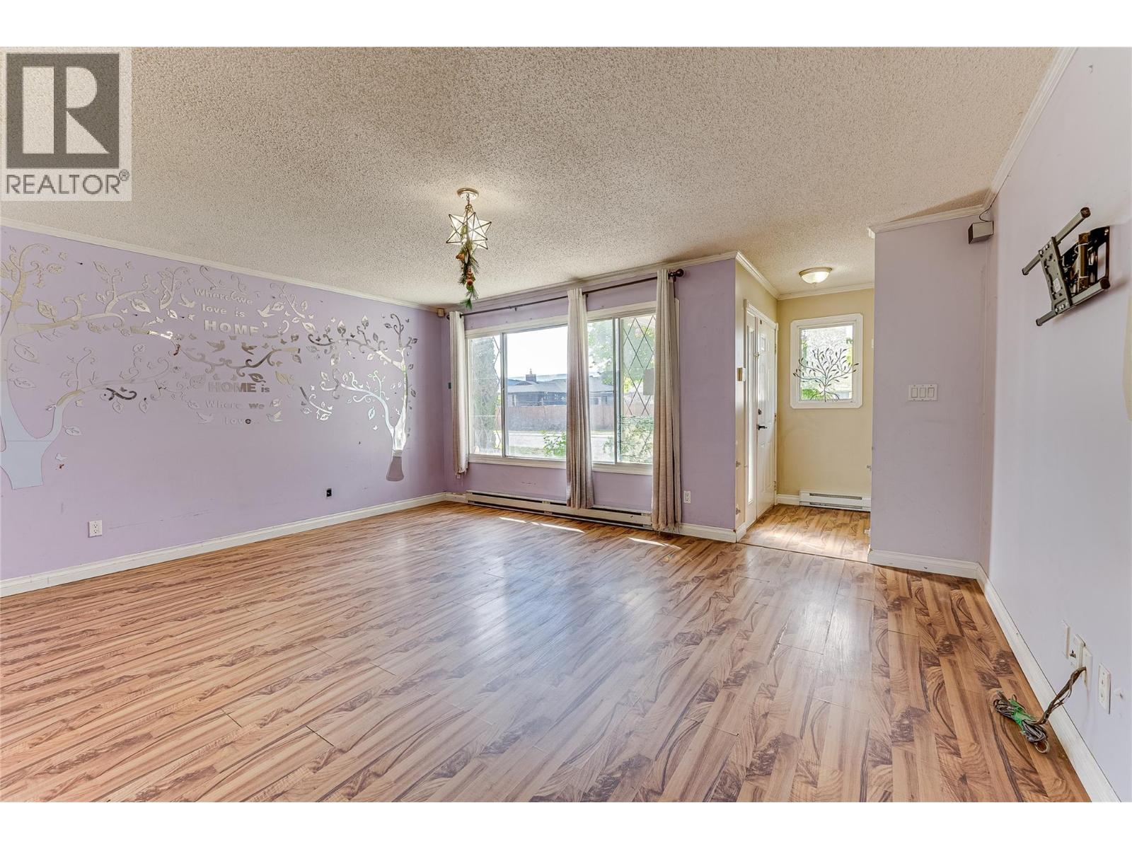1309 43 Street, Vernon, British Columbia  V1T 7R7 - Photo 10 - 10387079