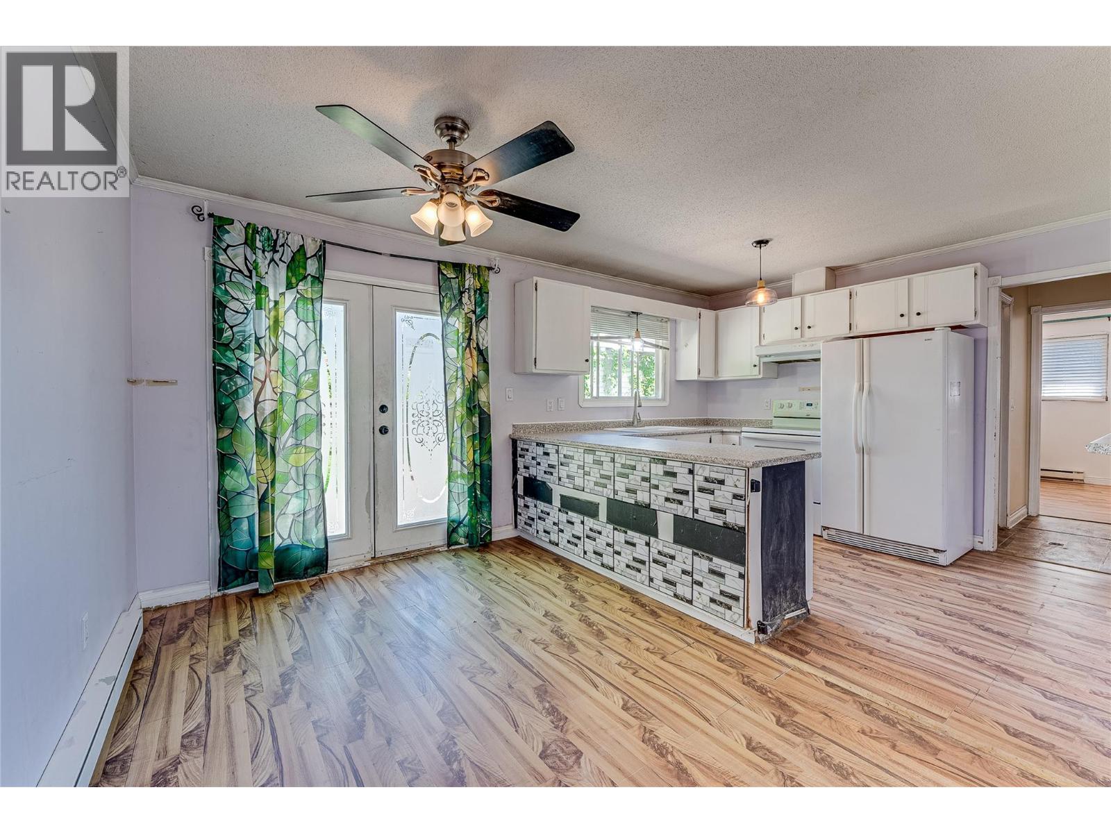 1309 43 Street, Vernon, British Columbia  V1T 7R7 - Photo 4 - 10387079