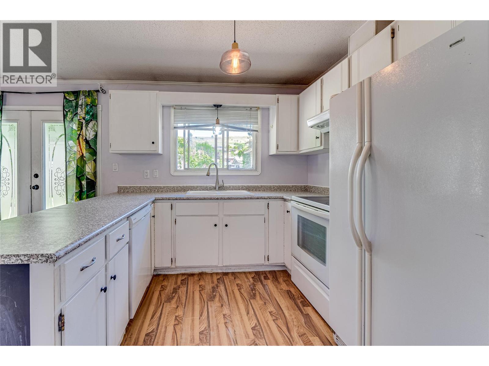 1309 43 Street, Vernon, British Columbia  V1T 7R7 - Photo 5 - 10387079