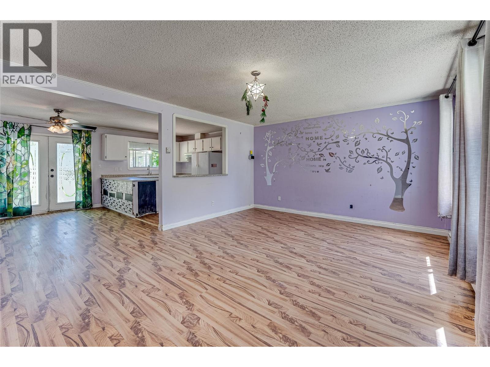 1309 43 Street, Vernon, British Columbia  V1T 7R7 - Photo 8 - 10387079