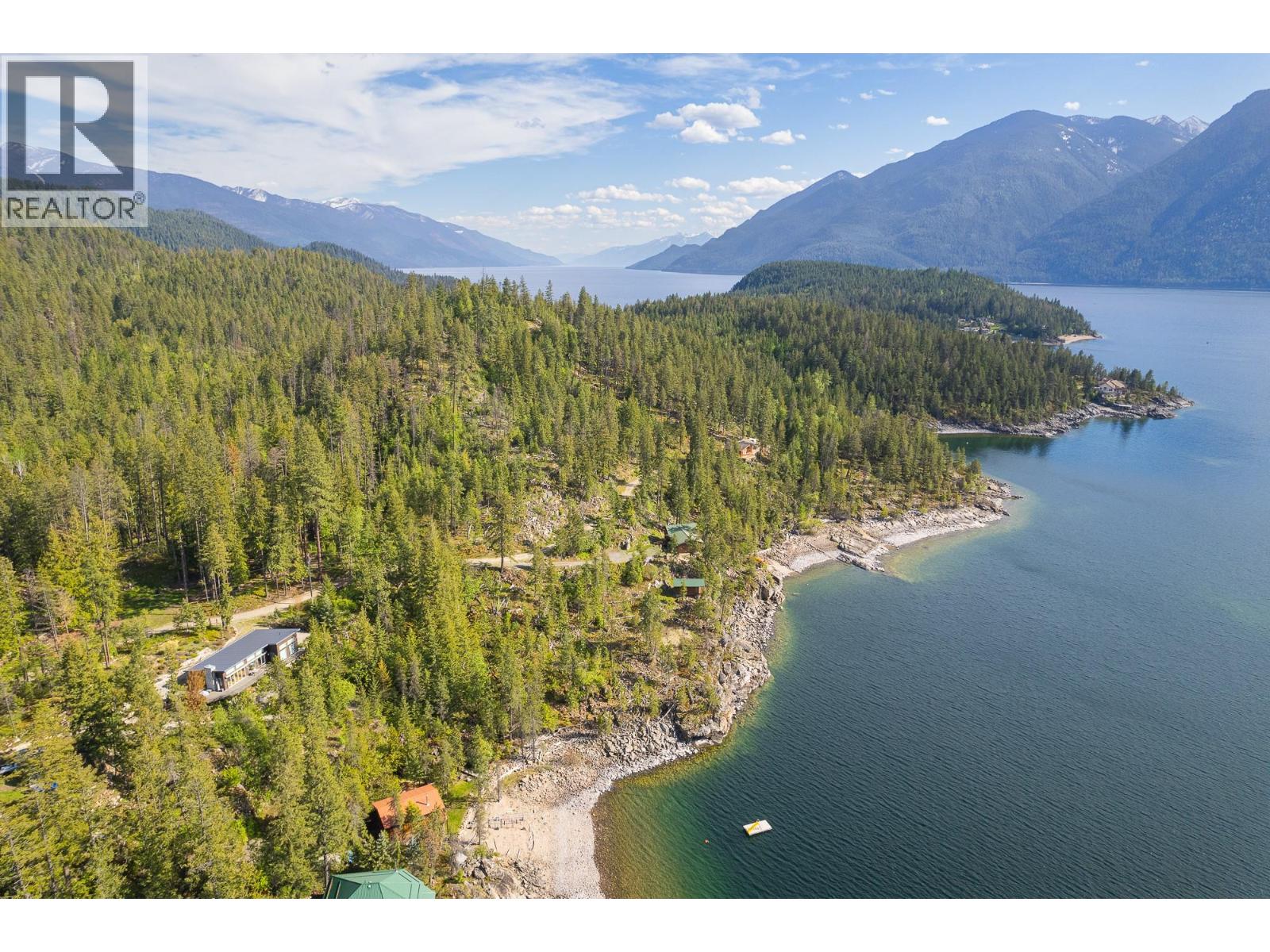 17246 Pilot Bay Road, Crawford Bay, British Columbia  V0B 1X0 - Photo 1 - 10386004