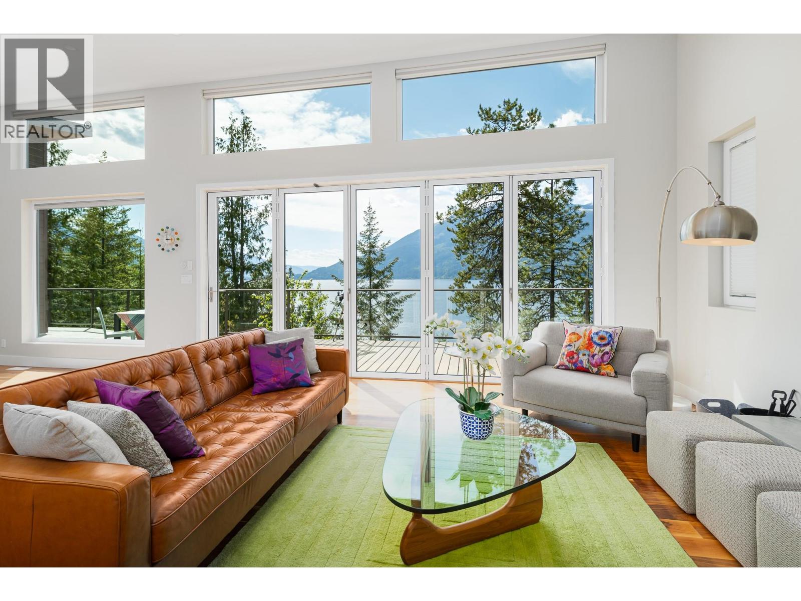 17246 Pilot Bay Road, Crawford Bay, British Columbia  V0B 1X0 - Photo 11 - 10386004