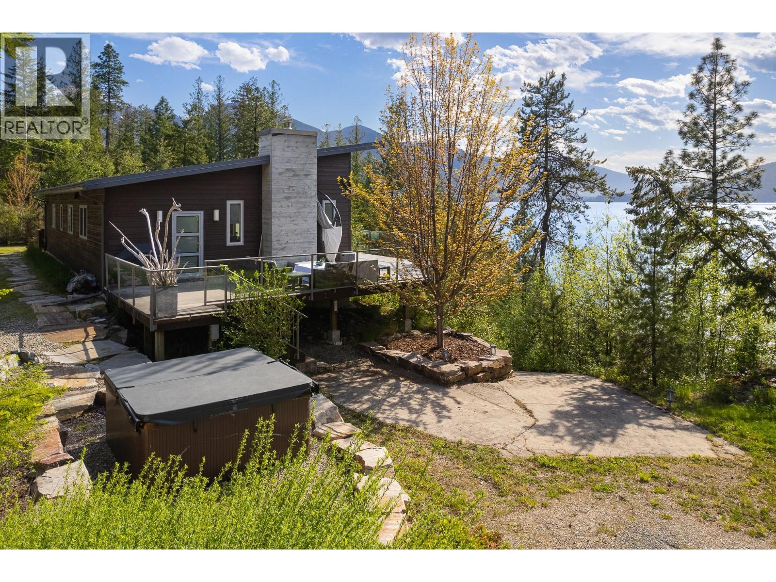 17246 Pilot Bay Road, Crawford Bay, British Columbia  V0B 1X0 - Photo 40 - 10386004