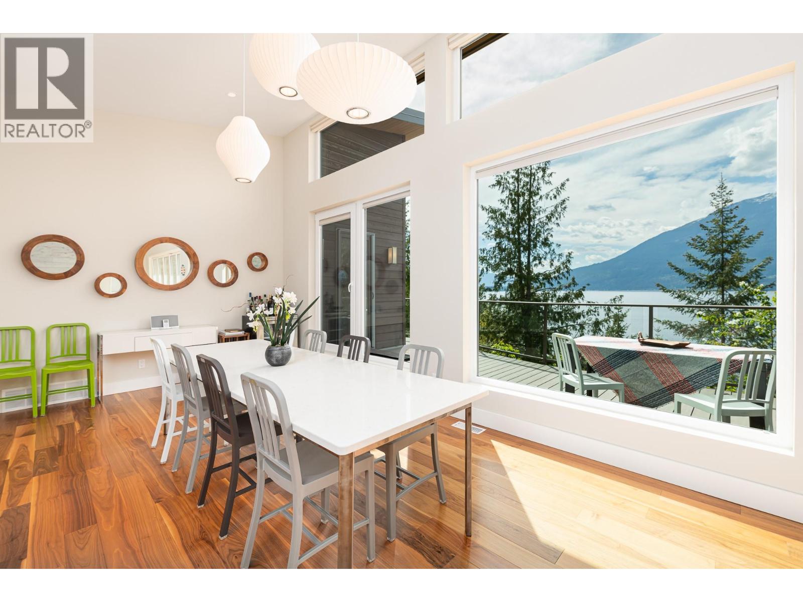 17246 Pilot Bay Road, Crawford Bay, British Columbia  V0B 1X0 - Photo 9 - 10386004