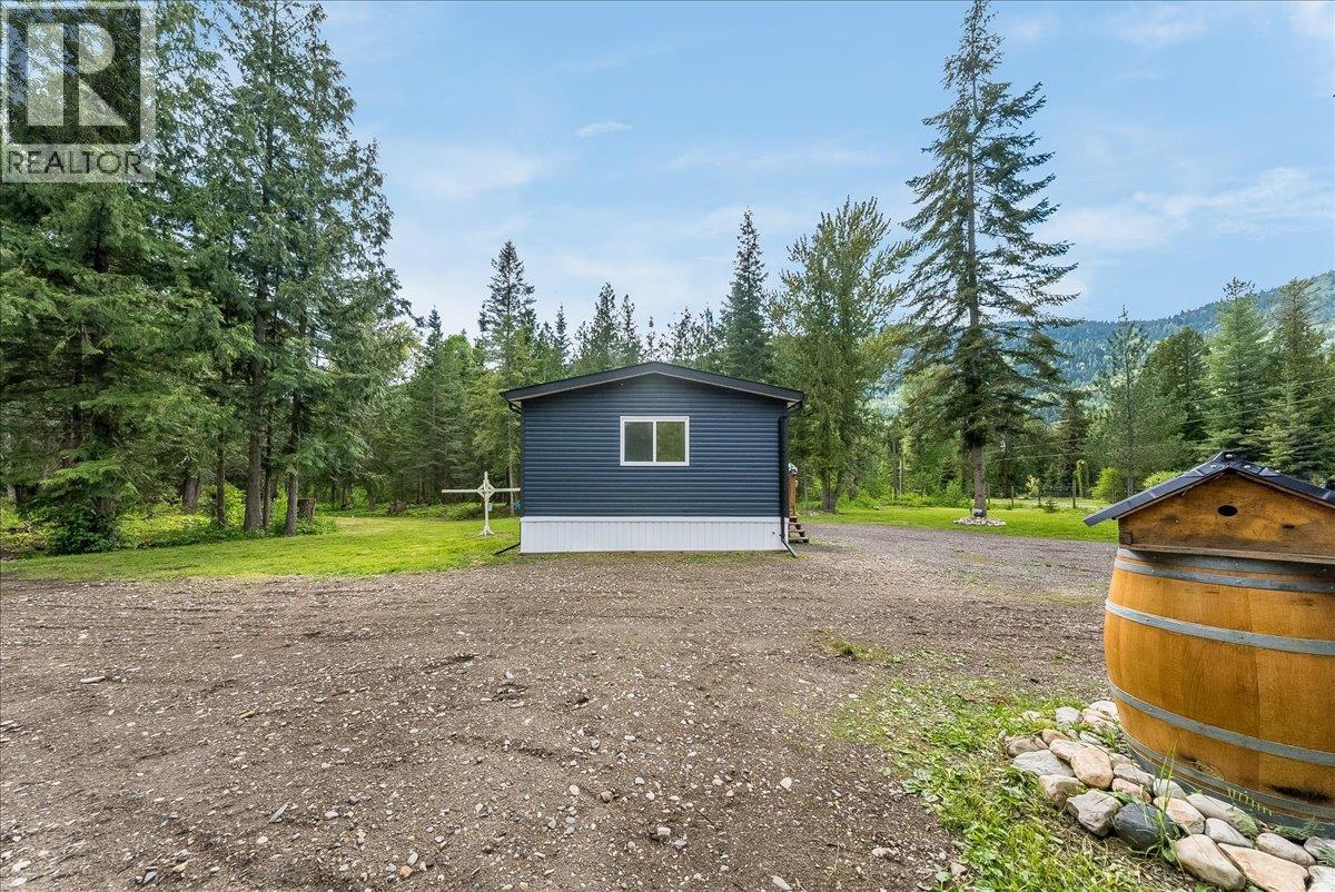 118 Liness Road, Salmo, British Columbia  V0G 1Z0 - Photo 15 - 10388127