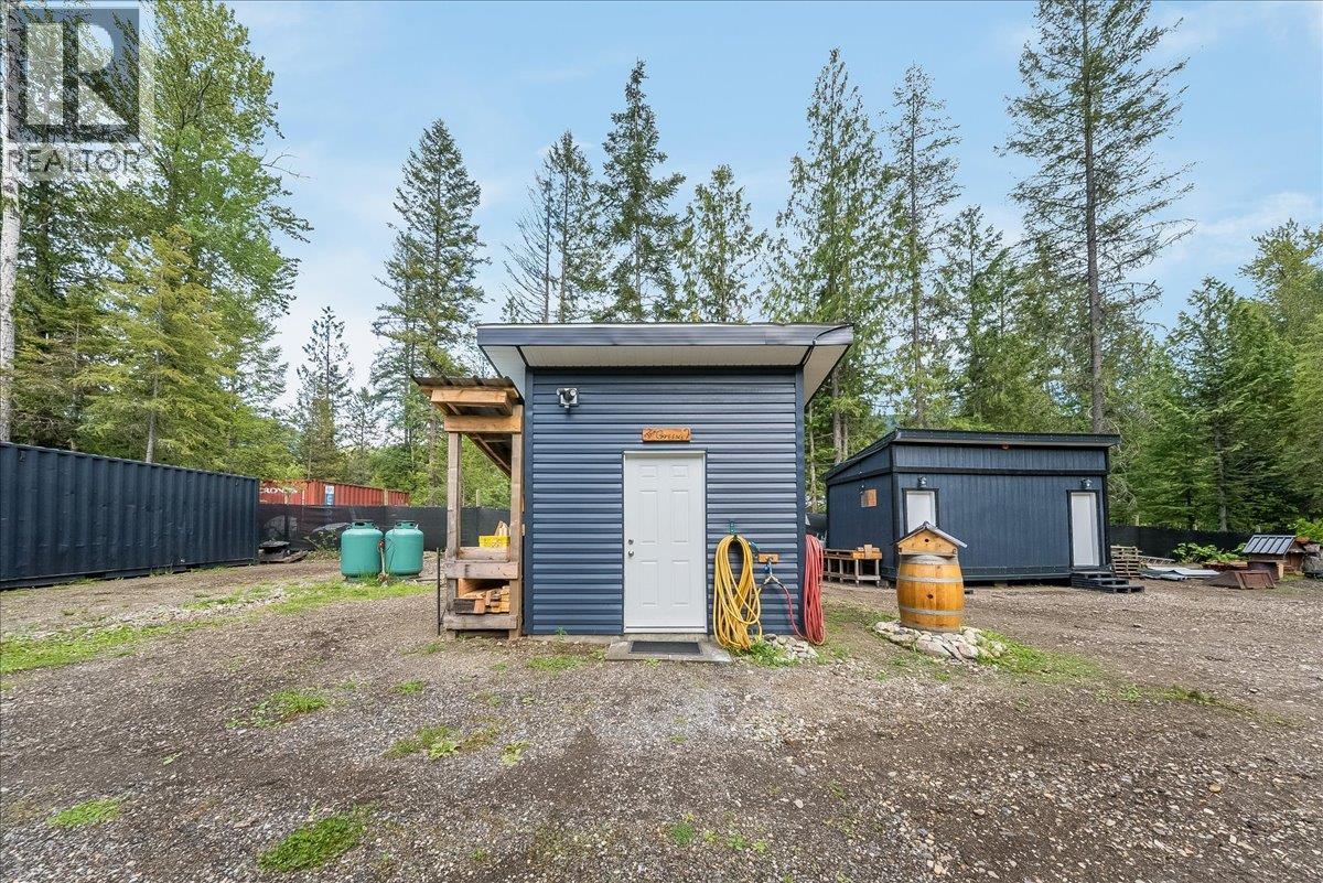 118 Liness Road, Salmo, British Columbia  V0G 1Z0 - Photo 24 - 10388127