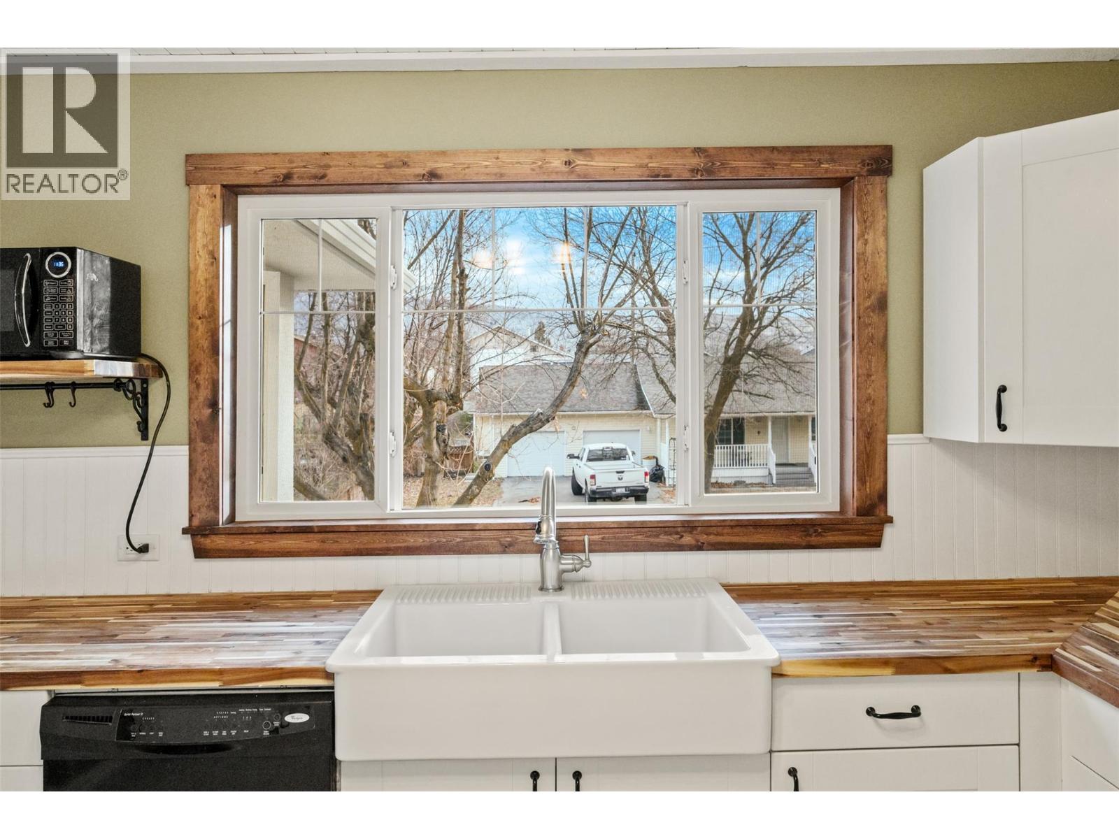 6470 Hollow Street, Oliver, British Columbia  V0H 1T0 - Photo 15 - 10388361
