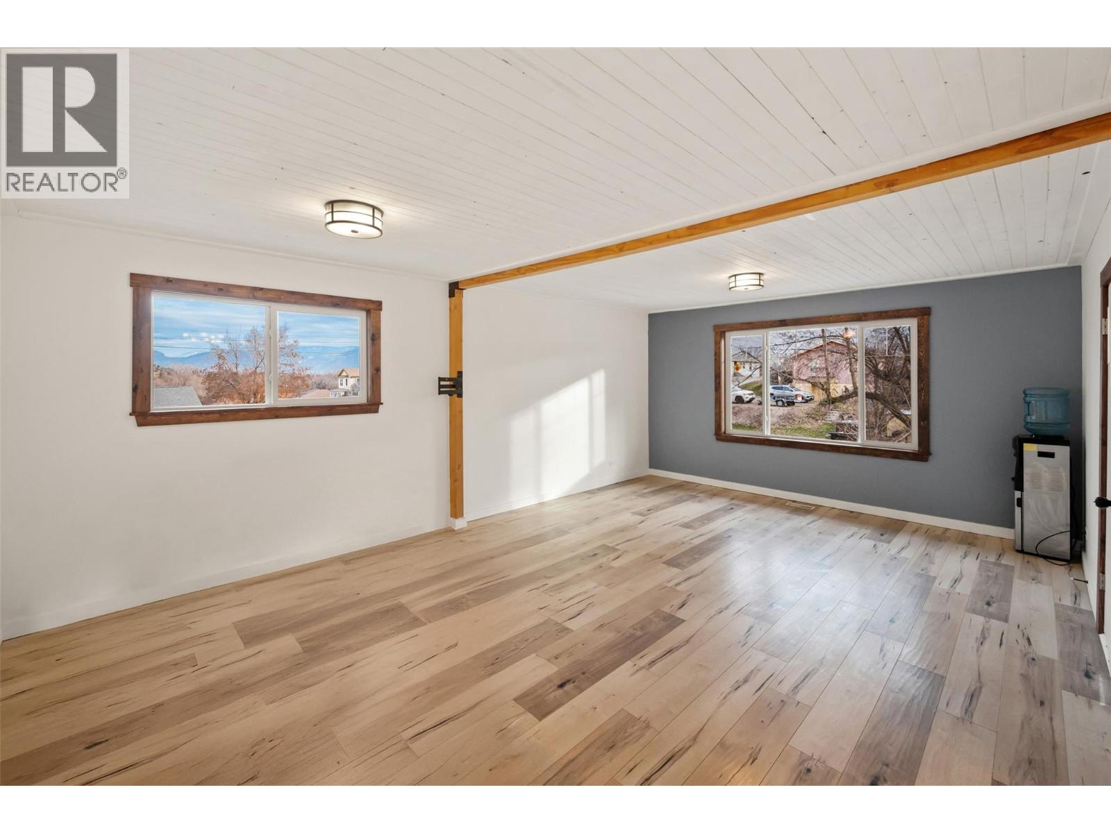 6470 Hollow Street, Oliver, British Columbia  V0H 1T0 - Photo 8 - 10388361