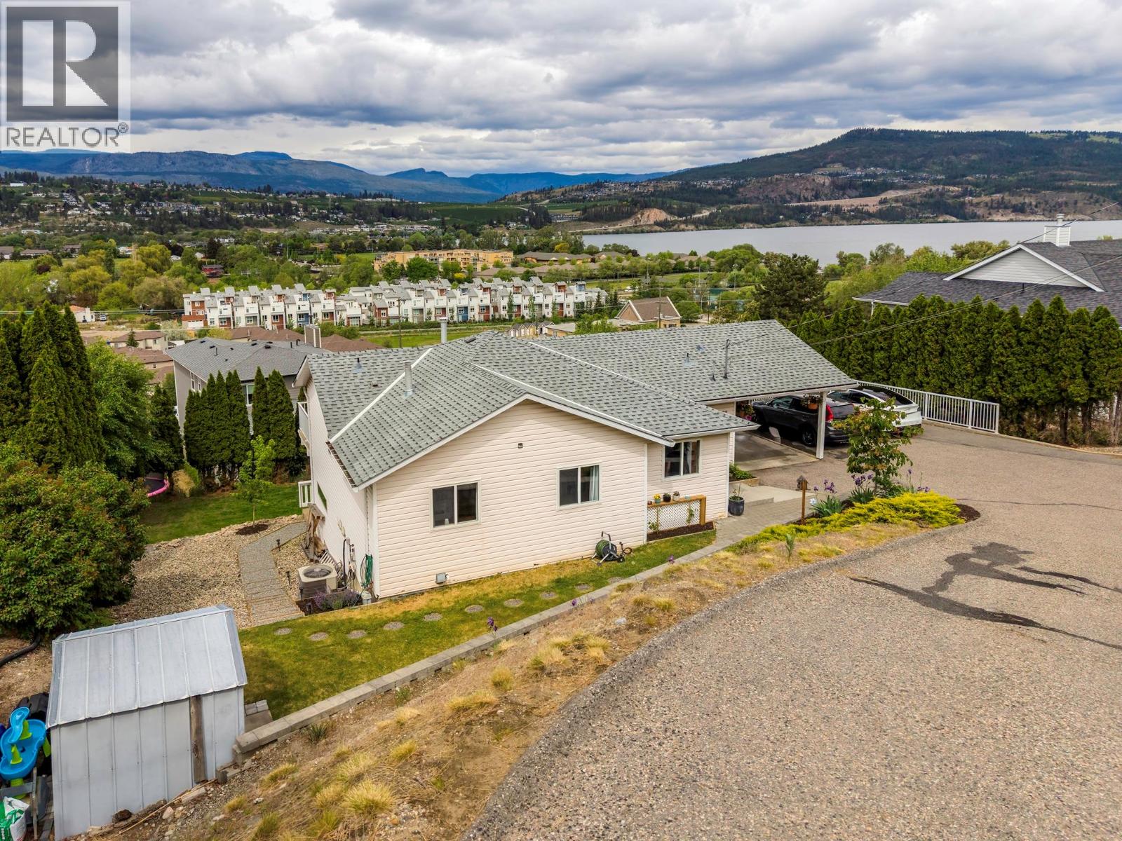 11370 Dakota Road, Kelowna, British Columbia  V4V 1X1 - Photo 2 - 10388149
