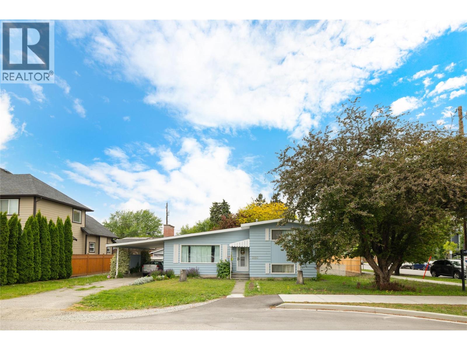 2150 Burnett Street, Kelowna, British Columbia  V1Y 2T6 - Photo 7 - 10388148