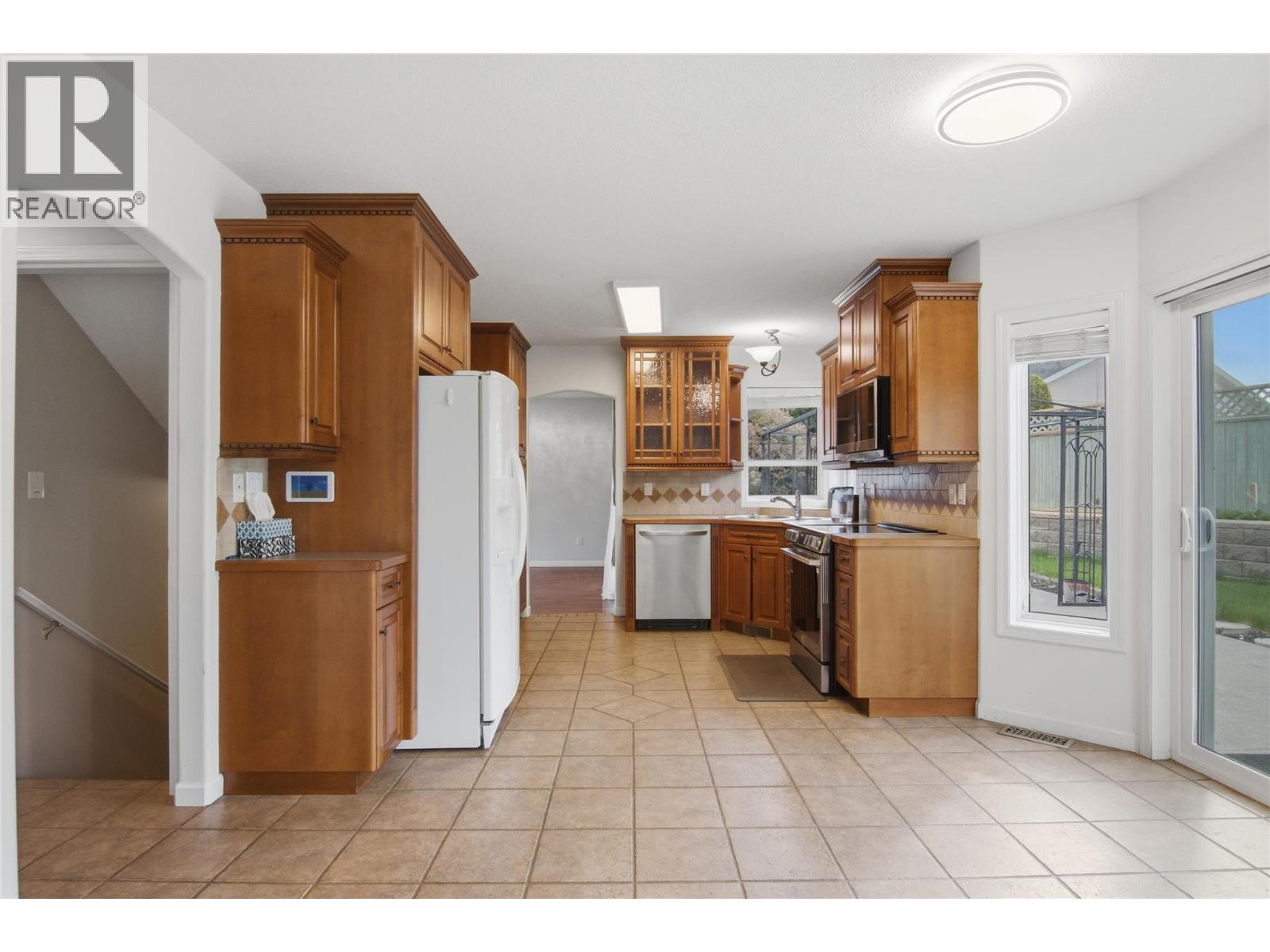 1860 Tremerton Drive, Kamloops, British Columbia  V2E 2P5 - Photo 16 - 10388038