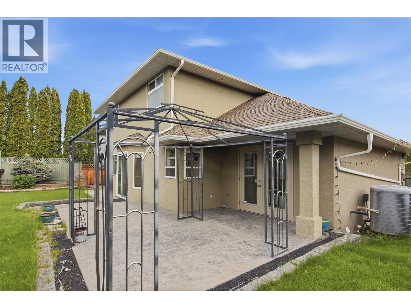1860 Tremerton Drive, Kamloops, British Columbia  V2E 2P5 - Photo 4 - 10388038