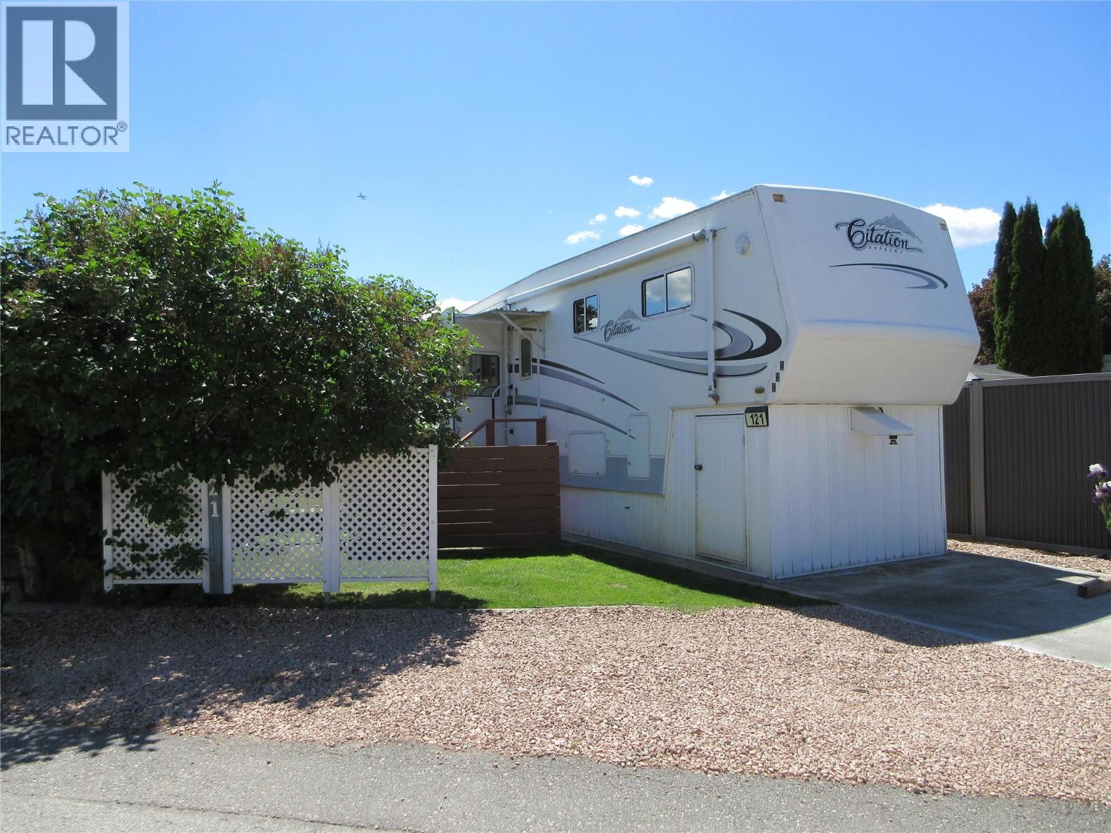 415 Commonwealth Road Unit# 121, Kelowna, British Columbia  V4V 1P4 - Photo 2 - 10388164
