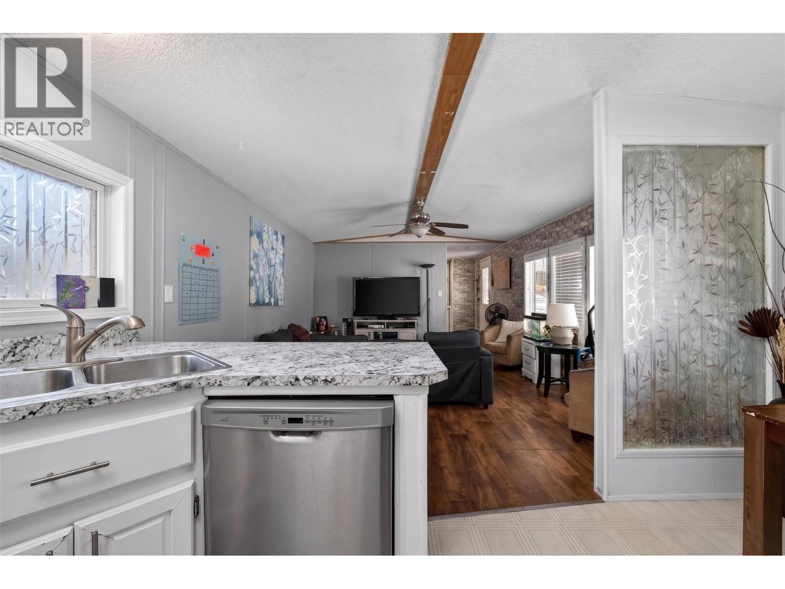 6751 51 Street Ne, Salmon Arm, British Columbia  V0E 1K0 - Photo 19 - 10388090