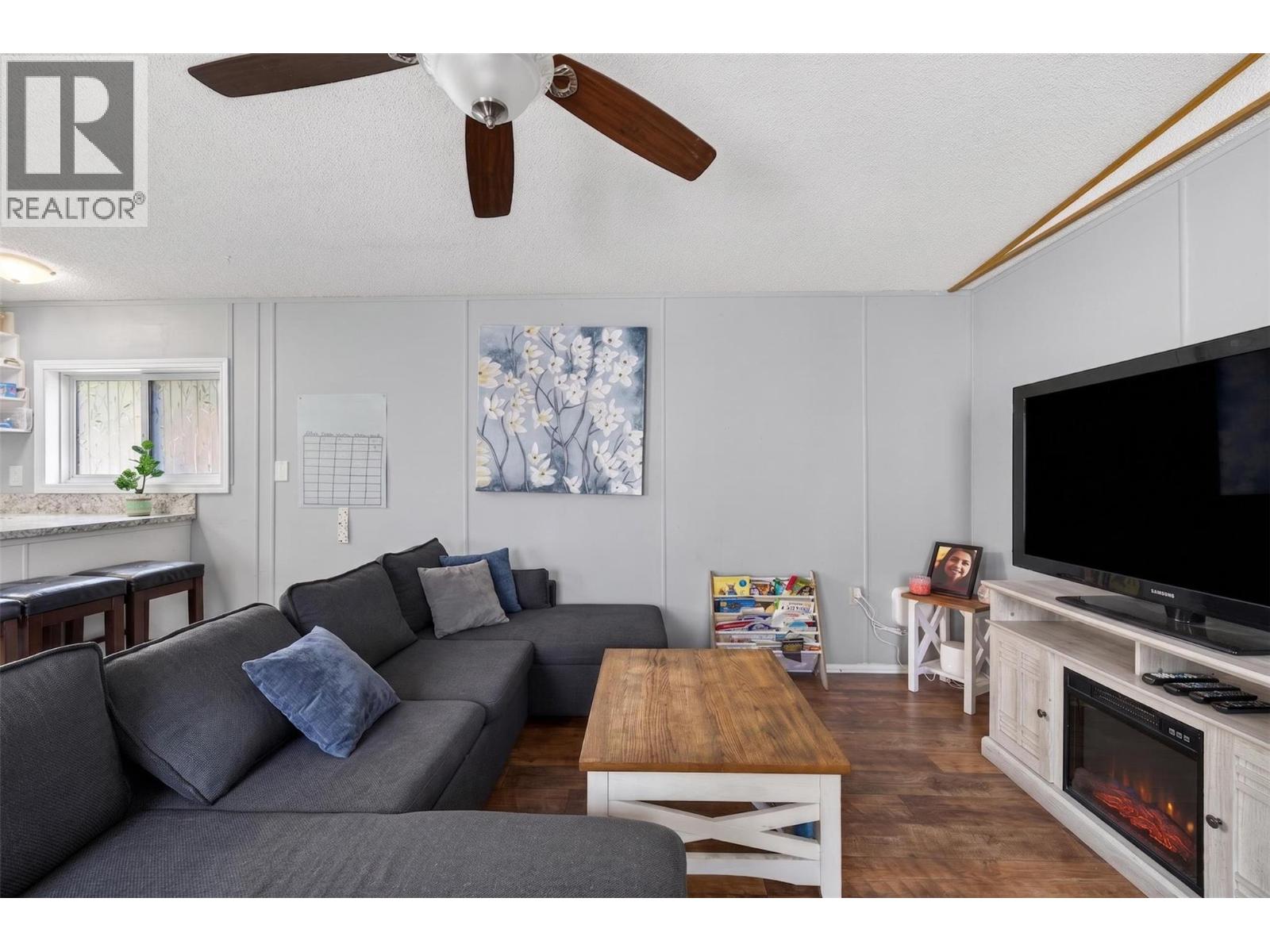 6751 51 Street Ne, Salmon Arm, British Columbia  V0E 1K0 - Photo 24 - 10388090