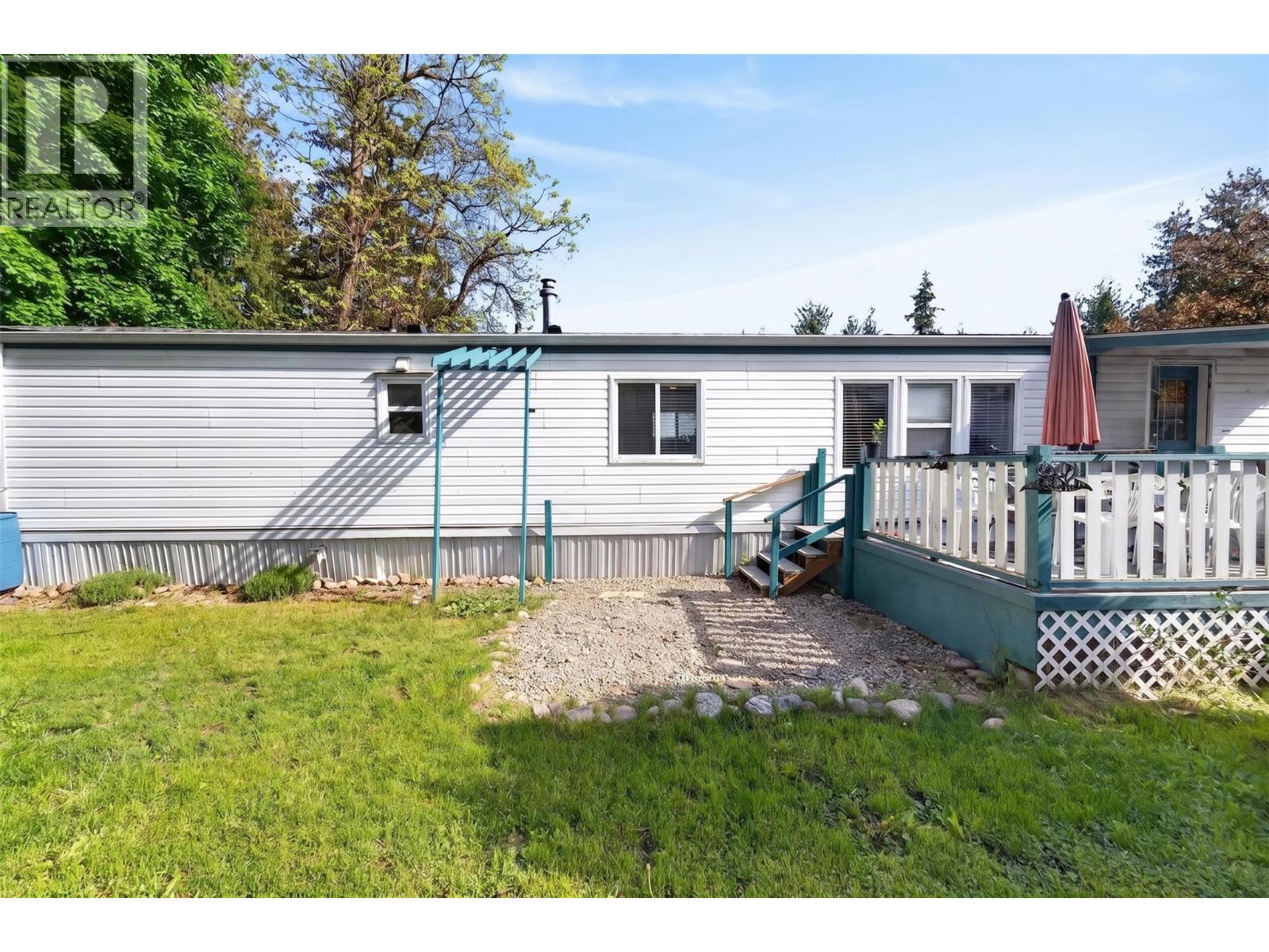 6751 51 Street Ne, Salmon Arm, British Columbia  V0E 1K0 - Photo 9 - 10388090
