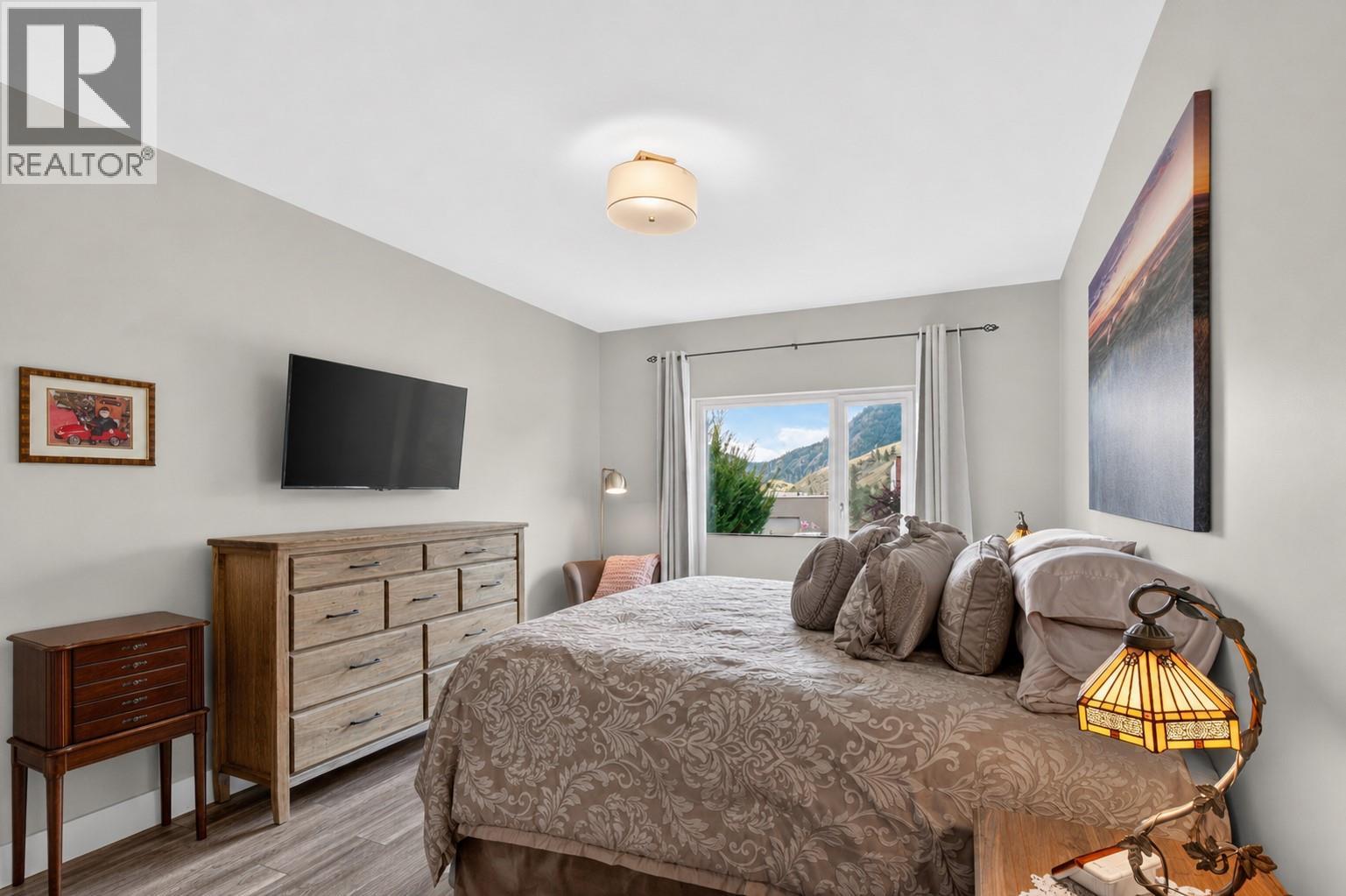 121 Ridge Park, Penticton, British Columbia  V2A 0B1 - Photo 14 - 10388076