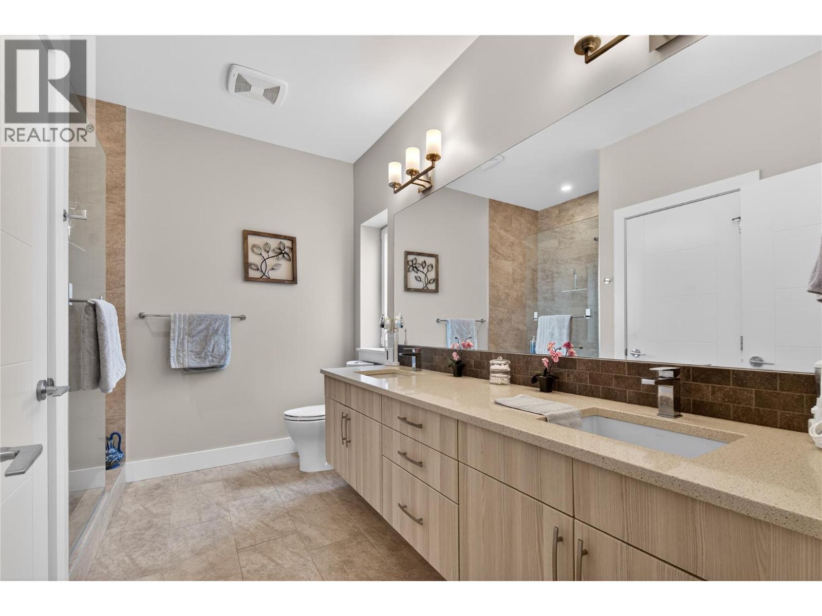 121 Ridge Park, Penticton, British Columbia  V2A 0B1 - Photo 16 - 10388076