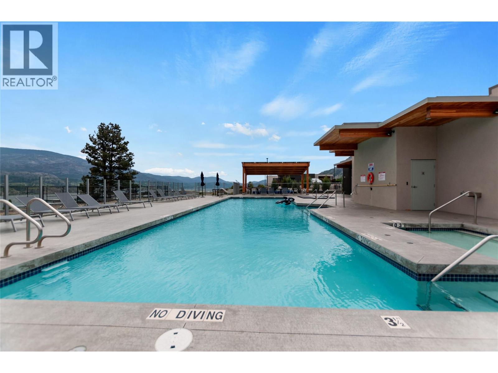 121 Ridge Park, Penticton, British Columbia  V2A 0B1 - Photo 5 - 10388076