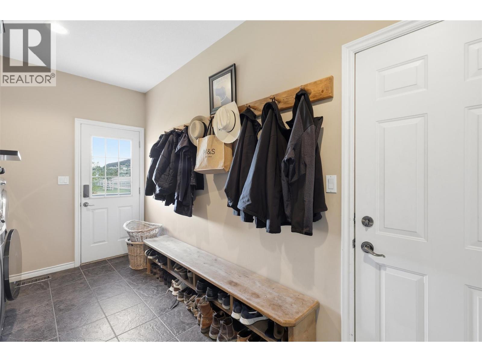 1956 Gardiner Road, Kamloops, British Columbia  V2C 6V8 - Photo 25 - 10385183