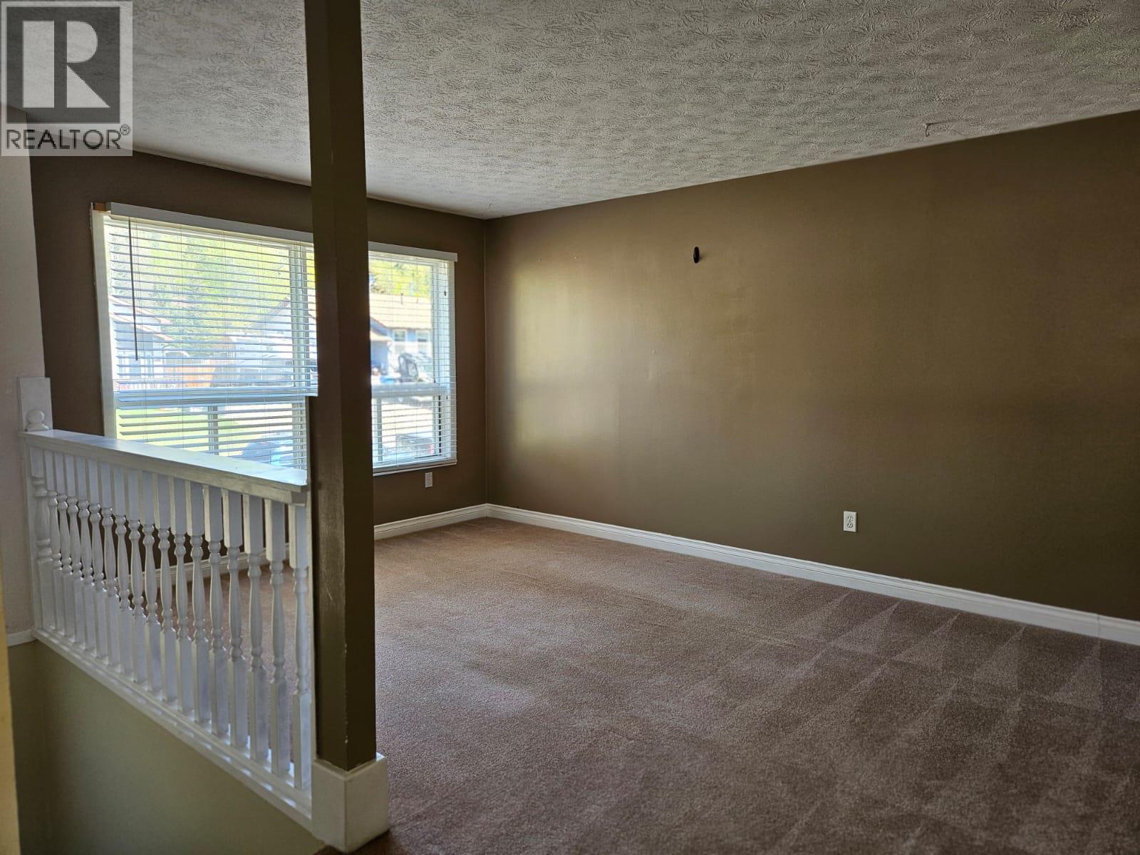 131 Bullmoose Crescent, Tumbler Ridge, British Columbia  V0C 2W0 - Photo 5 - 10388389