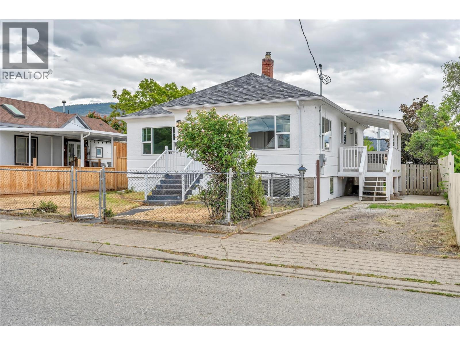 460 Penticton Avenue, Penticton, British Columbia  V2A 2M6 - Photo 1 - 10386389
