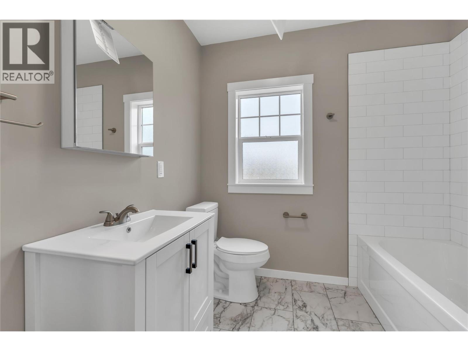 460 Penticton Avenue, Penticton, British Columbia  V2A 2M6 - Photo 21 - 10386389