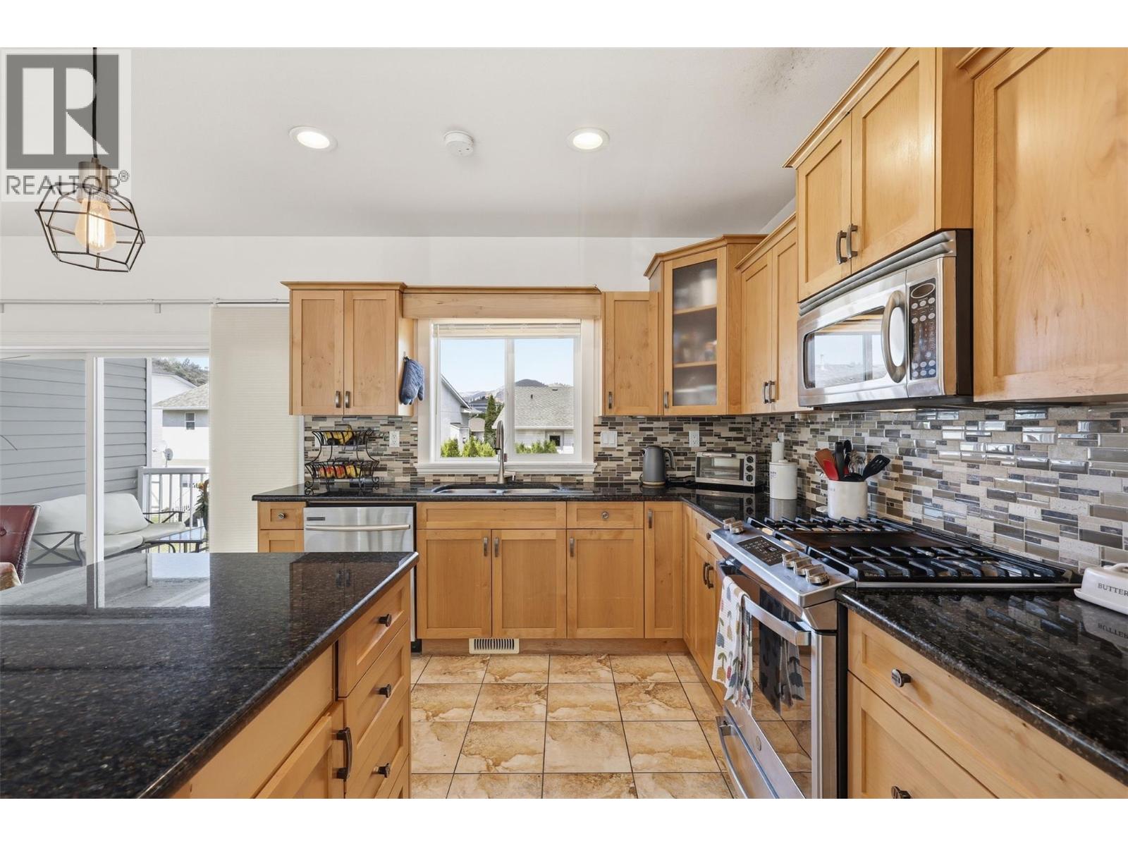 365 Cougar Road, Kamloops, British Columbia  V2C 6V1 - Photo 13 - 10388395