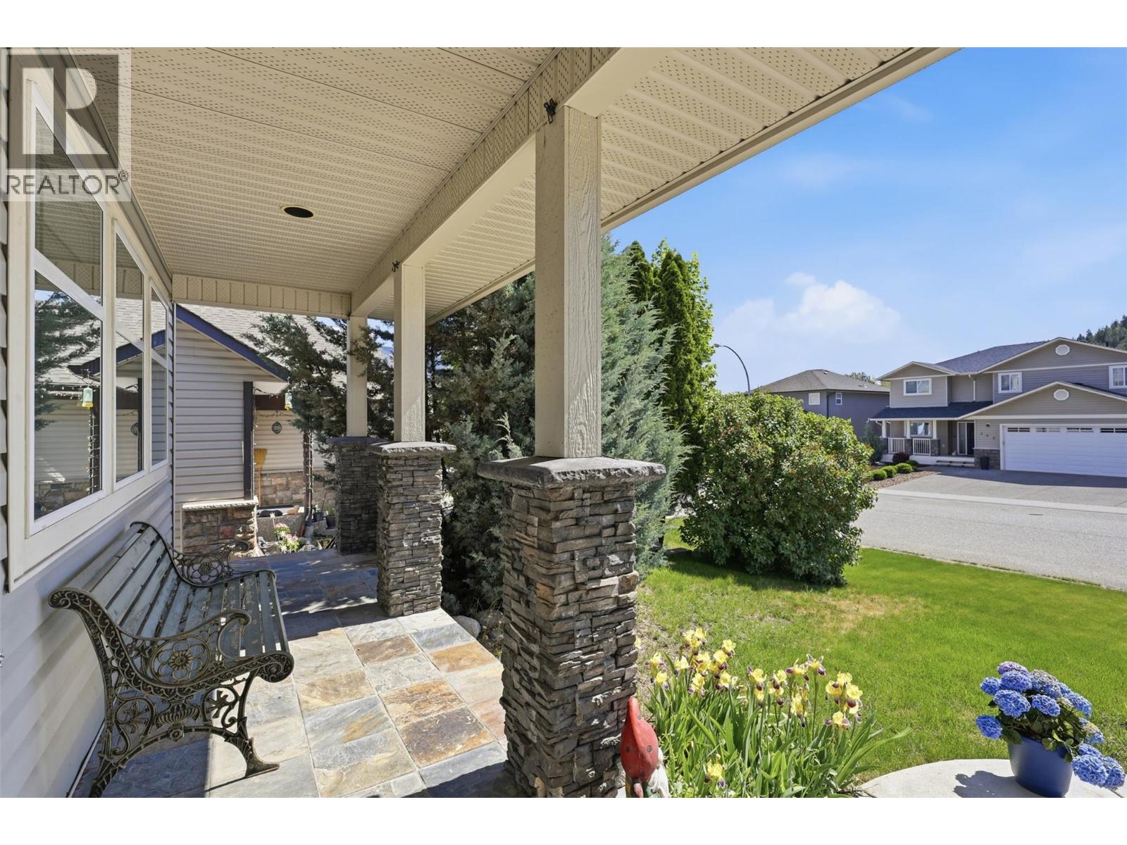 365 Cougar Road, Kamloops, British Columbia  V2C 6V1 - Photo 3 - 10388395