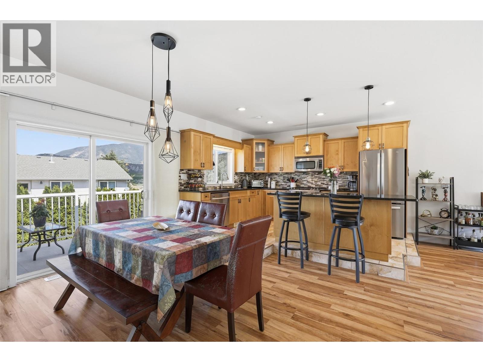 365 Cougar Road, Kamloops, British Columbia  V2C 6V1 - Photo 9 - 10388395