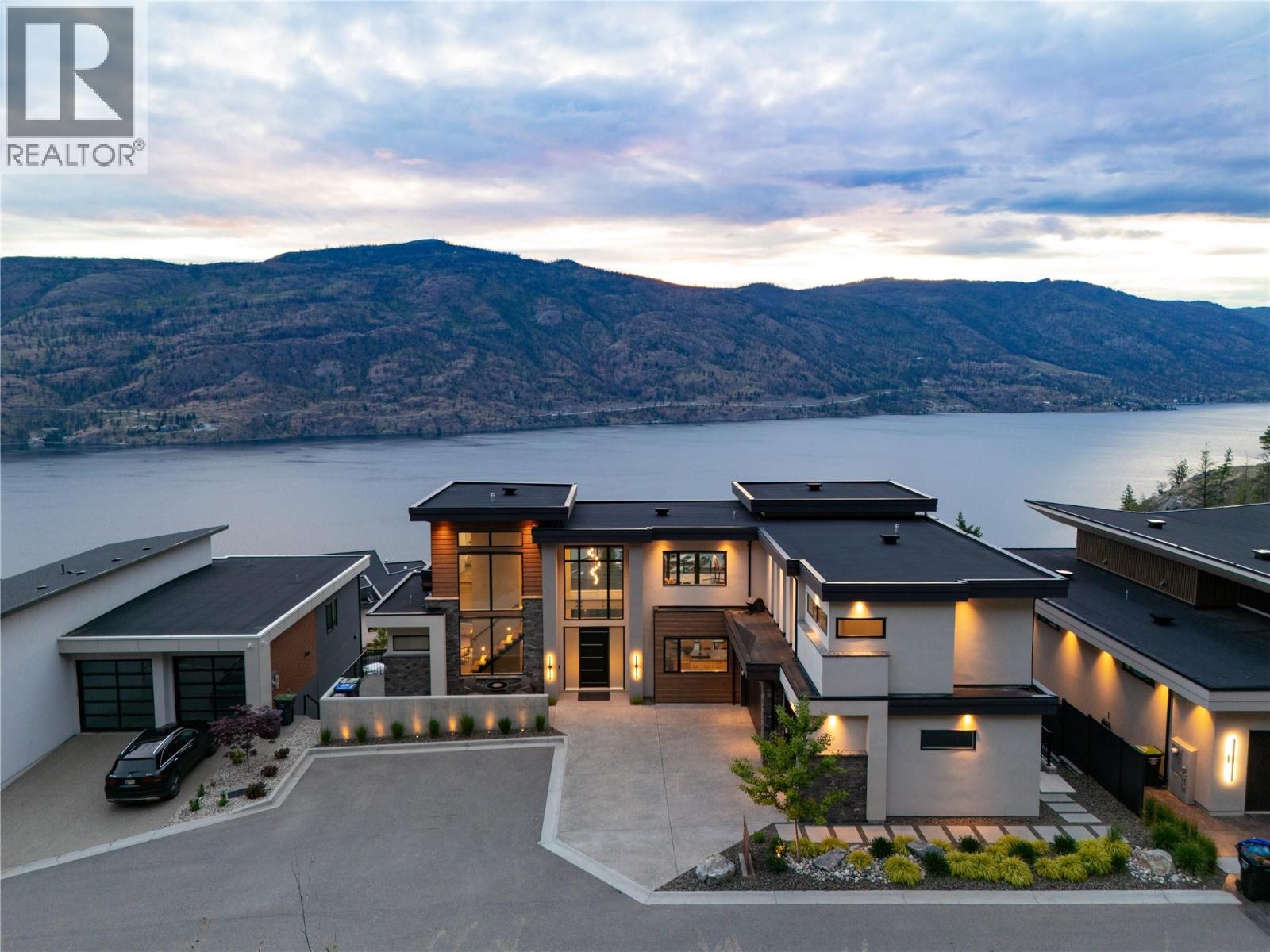 605 Clifton Court, Kelowna, British Columbia  V1V 0B7 - Photo 1 - 10387985