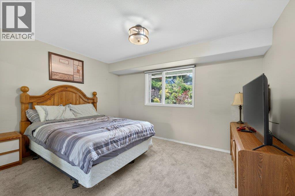 1641 17 Street Se, Salmon Arm, British Columbia  V1E 2M6 - Photo 12 - 10387986