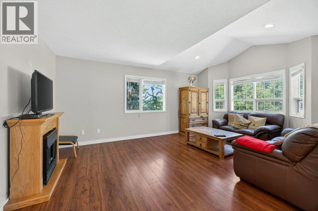 1641 17 Street Se, Salmon Arm, British Columbia  V1E 2M6 - Photo 22 - 10387986