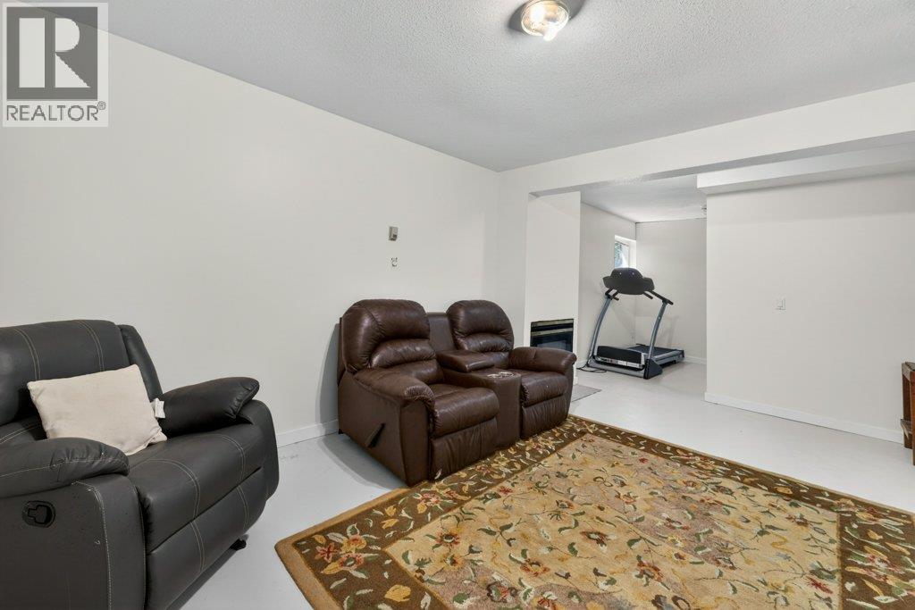 1641 17 Street Se, Salmon Arm, British Columbia  V1E 2M6 - Photo 32 - 10387986